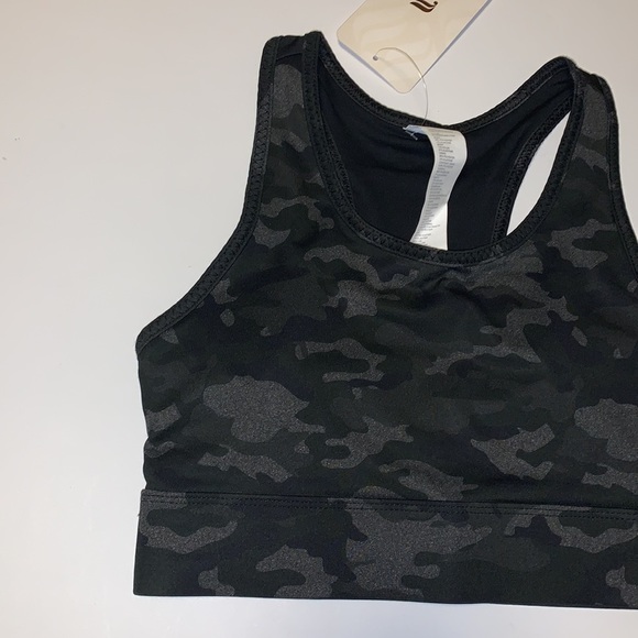 🆕 Fabletics “Mila” Black and Grey Camouflage Print Sports Bra - Women’s Size XS - Picture 4 of 8